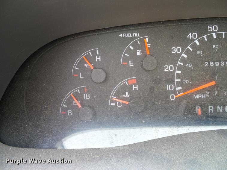 image for item DC2202 1999 Ford F350 Super Duty SuperCab utility bed pickup truck