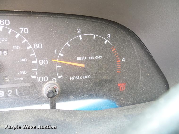 image for item DC2202 1999 Ford F350 Super Duty SuperCab utility bed pickup truck