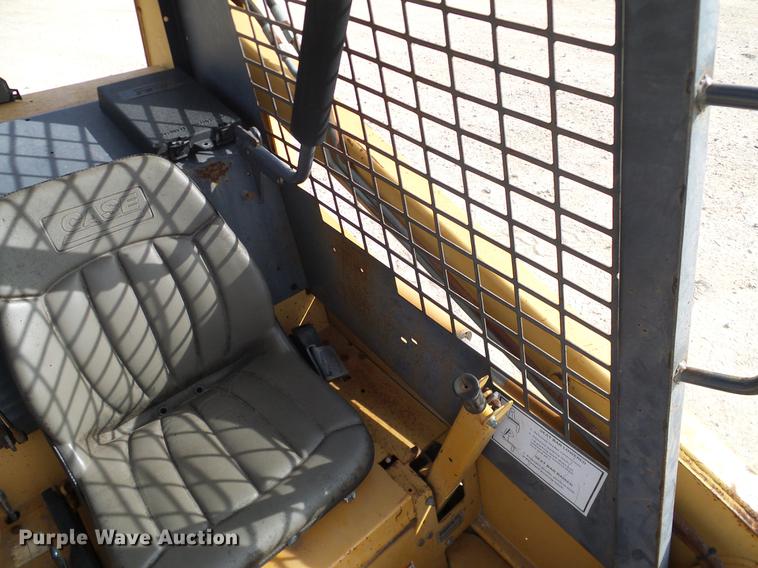 image for item DC2203 1999 Case 1840 skid steer