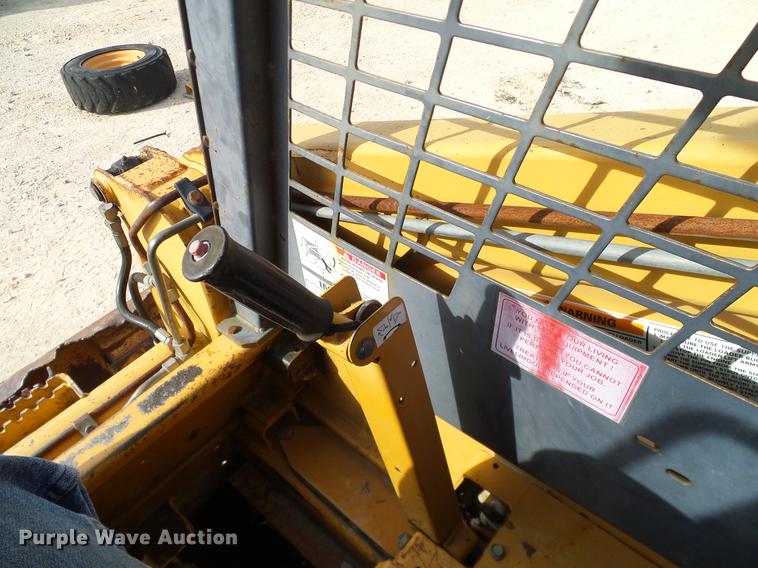 image for item DC2203 1999 Case 1840 skid steer