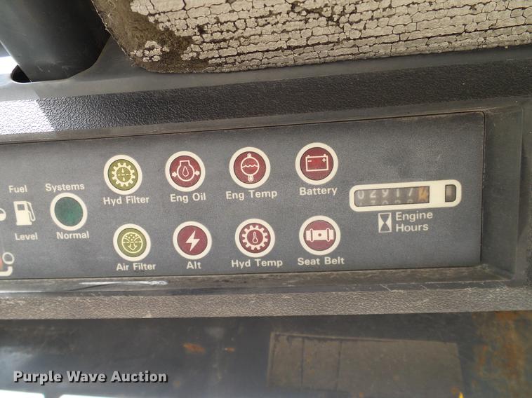 image for item DC2203 1999 Case 1840 skid steer