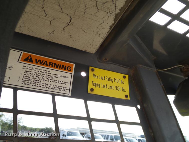 image for item DC2203 1999 Case 1840 skid steer