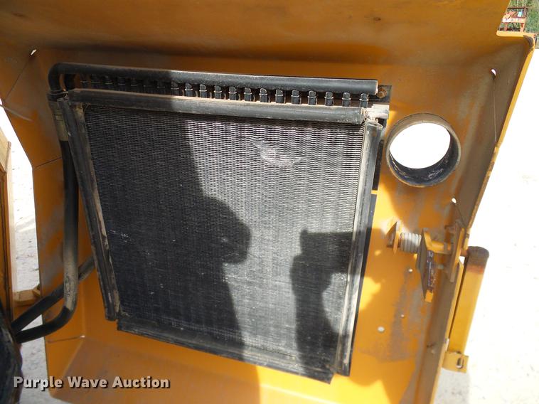 image for item DC2203 1999 Case 1840 skid steer