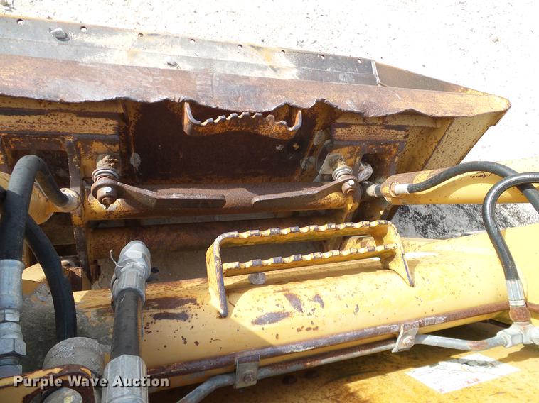 image for item DC2203 1999 Case 1840 skid steer