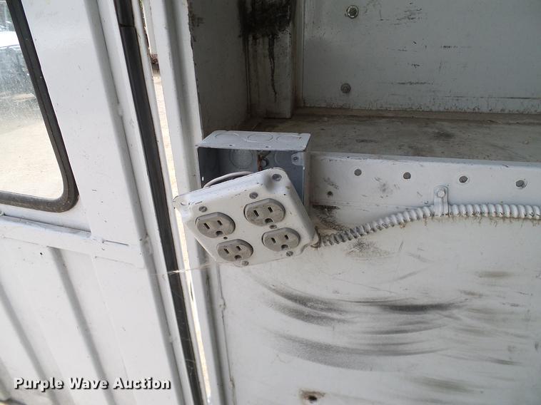 image for item DC2204 2002 Ford F550 utility truck