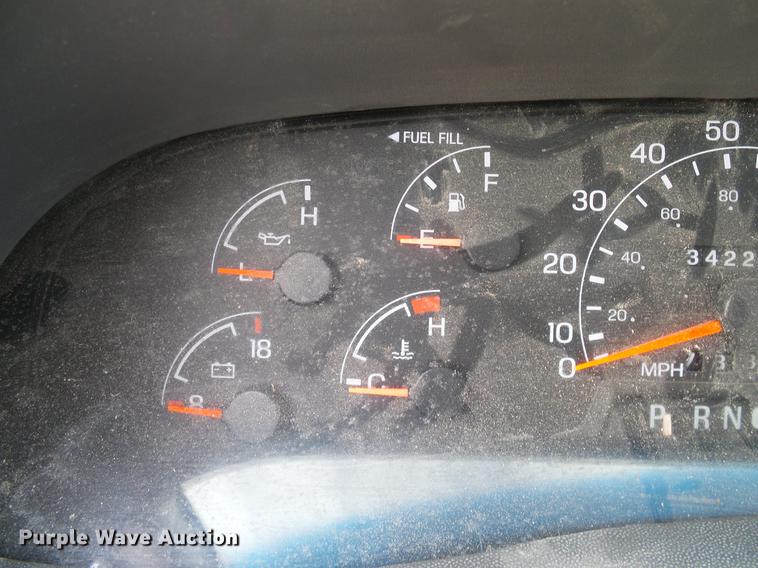 image for item DC2205 2000 Ford F350 Super Duty Crew Cab pickup truck