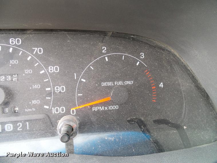 image for item DC2205 2000 Ford F350 Super Duty Crew Cab pickup truck