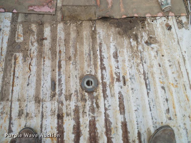 image for item DC2205 2000 Ford F350 Super Duty Crew Cab pickup truck