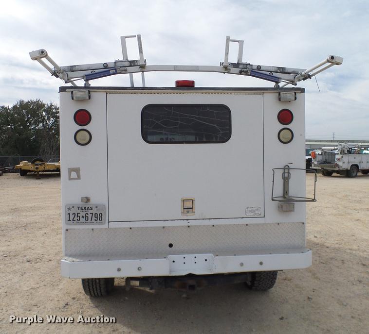 image for item DC2206 2006 Ford F350 Super Duty SuperCab utility bed pickup truck