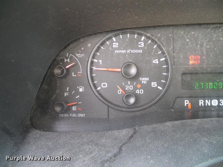 image for item DC2206 2006 Ford F350 Super Duty SuperCab utility bed pickup truck