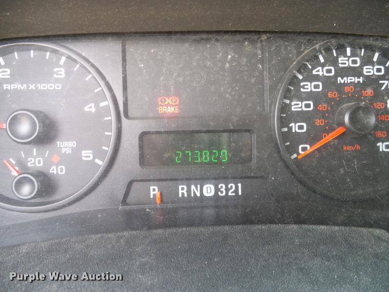 image for item DC2206 2006 Ford F350 Super Duty SuperCab utility bed pickup truck