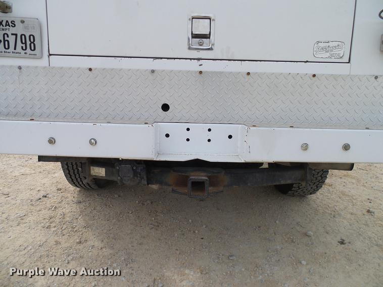 image for item DC2206 2006 Ford F350 Super Duty SuperCab utility bed pickup truck