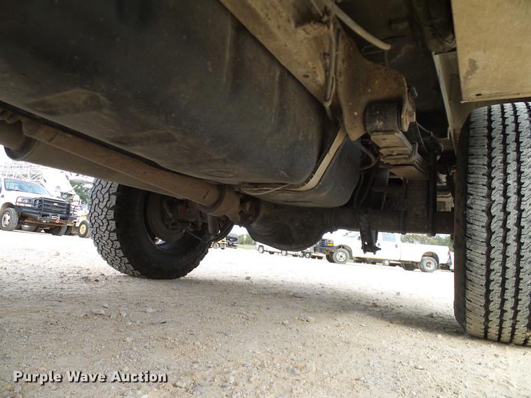 image for item DC2206 2006 Ford F350 Super Duty SuperCab utility bed pickup truck