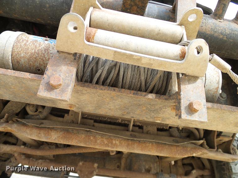 image for item DC2207 2004 Ford F350 Super Duty Crew Cab pickup truck