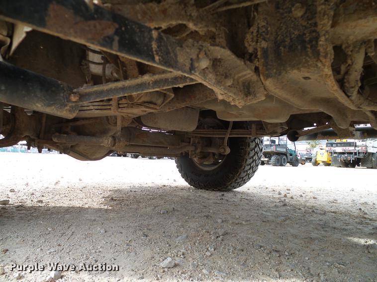 image for item DC2207 2004 Ford F350 Super Duty Crew Cab pickup truck