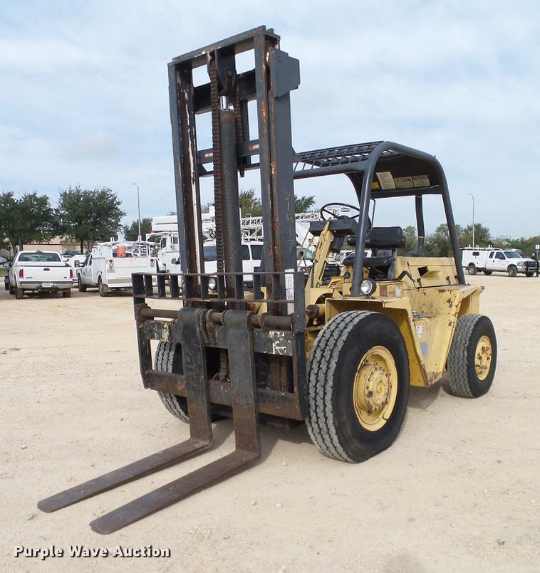 image for item DC2208 1990 Champ CB84L forklift