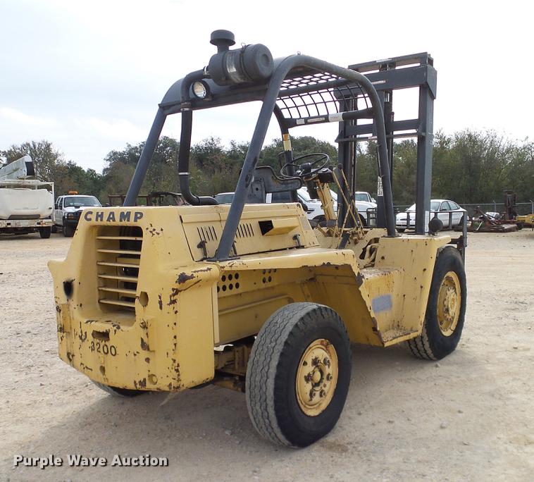 image for item DC2208 1990 Champ CB84L forklift