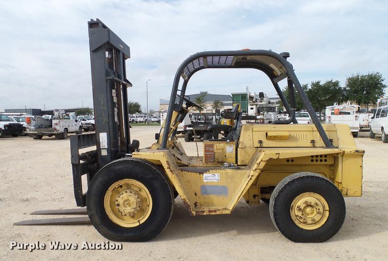 image for item DC2208 1990 Champ CB84L forklift