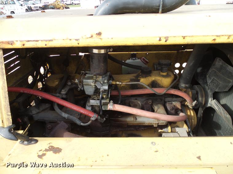 image for item DC2208 1990 Champ CB84L forklift