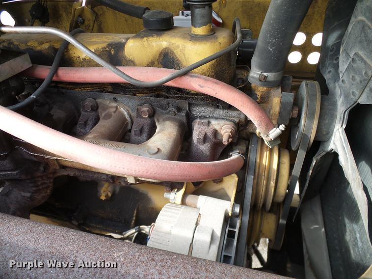 image for item DC2208 1990 Champ CB84L forklift