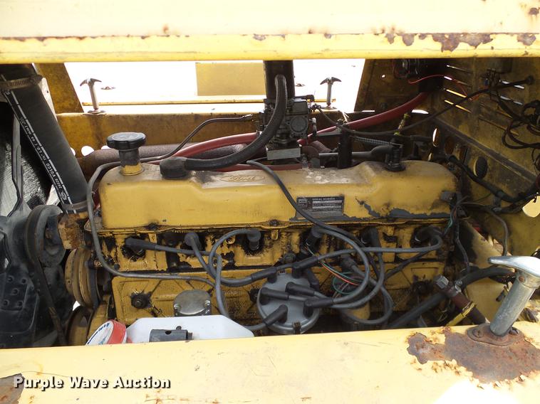 image for item DC2208 1990 Champ CB84L forklift