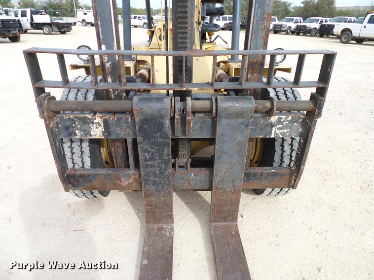 image for item DC2208 1990 Champ CB84L forklift