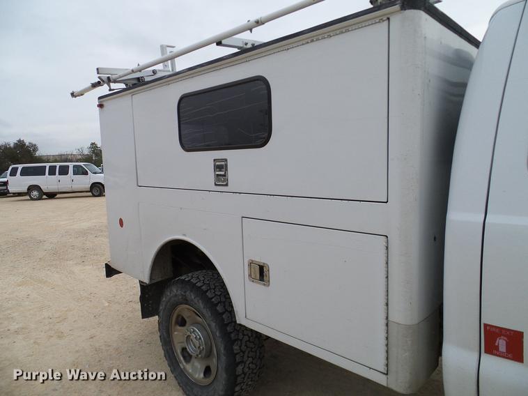 image for item DC2210 2007 Ford F350 Super Duty SuperCab utility bed pickup truck