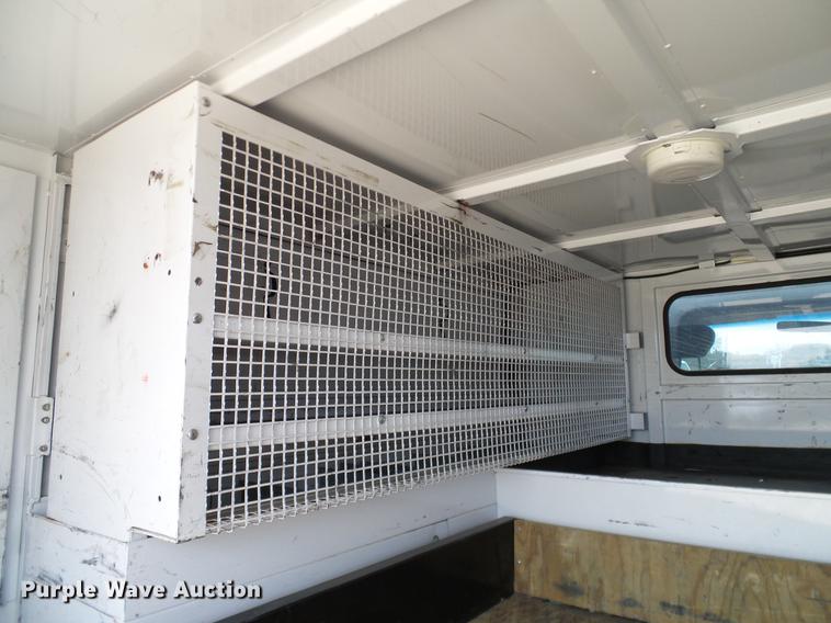 image for item DC2210 2007 Ford F350 Super Duty SuperCab utility bed pickup truck
