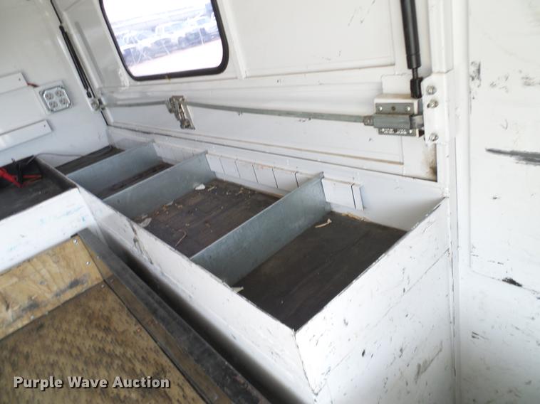 image for item DC2210 2007 Ford F350 Super Duty SuperCab utility bed pickup truck