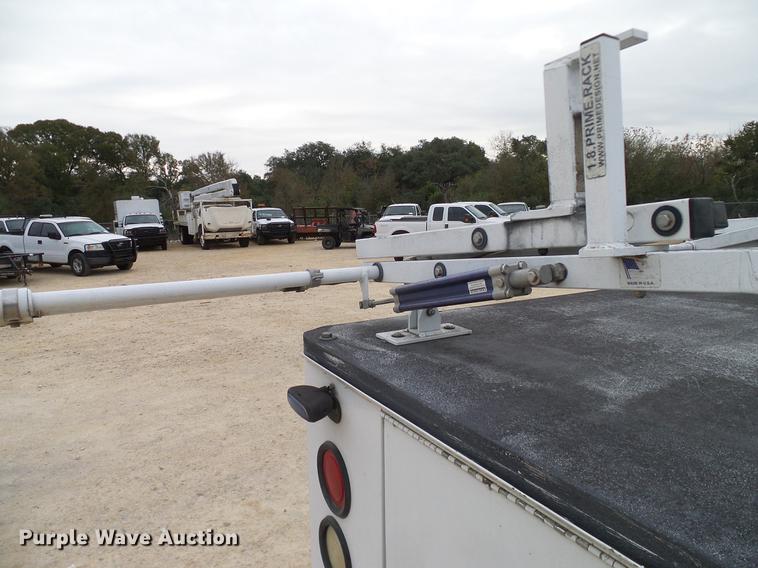 image for item DC2210 2007 Ford F350 Super Duty SuperCab utility bed pickup truck