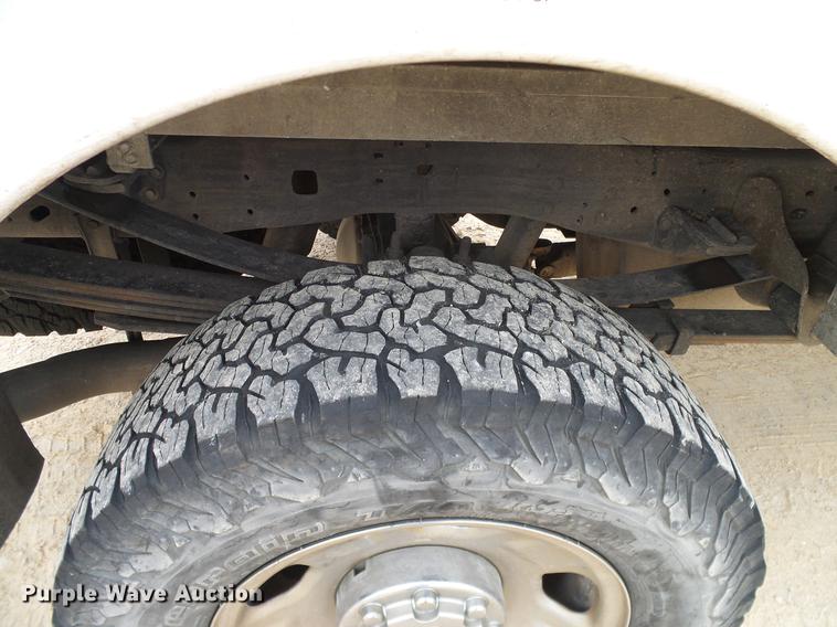 image for item DC2210 2007 Ford F350 Super Duty SuperCab utility bed pickup truck