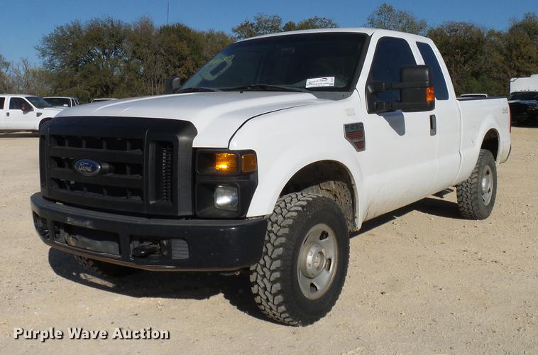 image for item DC2211 2008 Ford F250 Super Duty SuperCab pickup truck