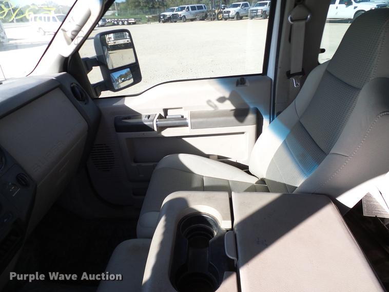 image for item DC2211 2008 Ford F250 Super Duty SuperCab pickup truck
