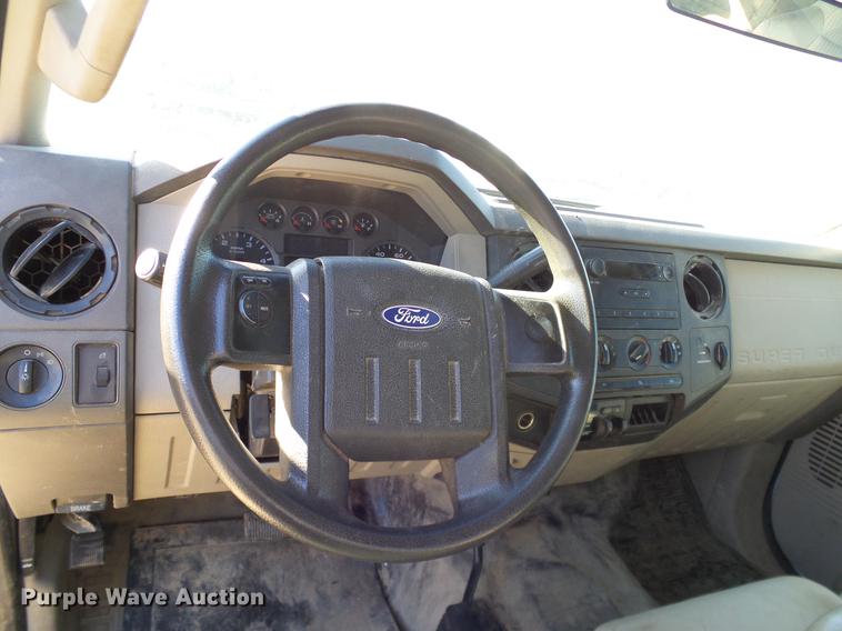 image for item DC2211 2008 Ford F250 Super Duty SuperCab pickup truck