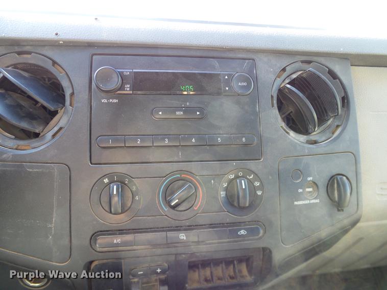 image for item DC2211 2008 Ford F250 Super Duty SuperCab pickup truck