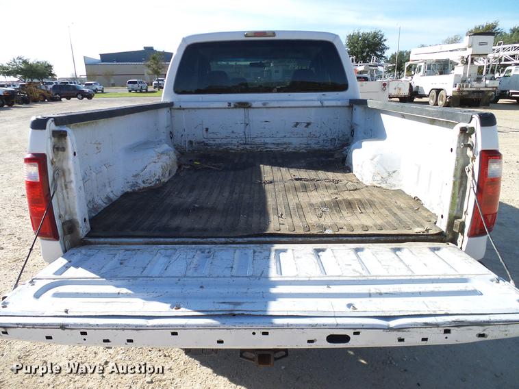 image for item DC2211 2008 Ford F250 Super Duty SuperCab pickup truck