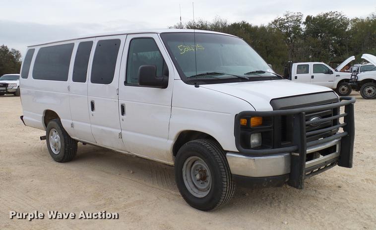 image for item DC2212 2011 Ford E350 Super Duty Extended van