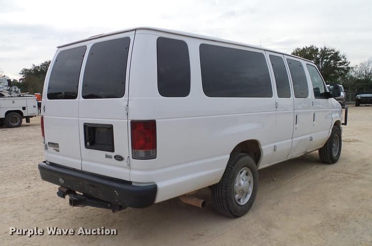 image for item DC2212 2011 Ford E350 Super Duty Extended van