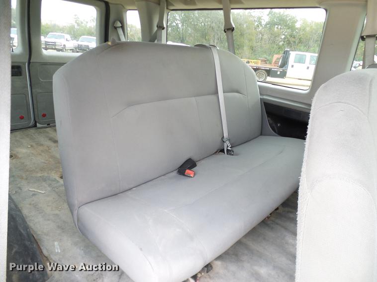 image for item DC2212 2011 Ford E350 Super Duty Extended van