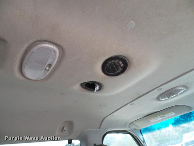 image for item DC2212 2011 Ford E350 Super Duty Extended van