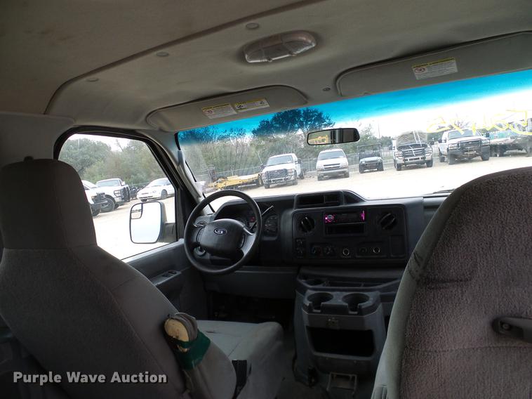 image for item DC2212 2011 Ford E350 Super Duty Extended van