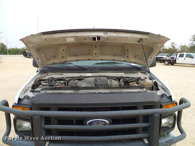 image for item DC2212 2011 Ford E350 Super Duty Extended van