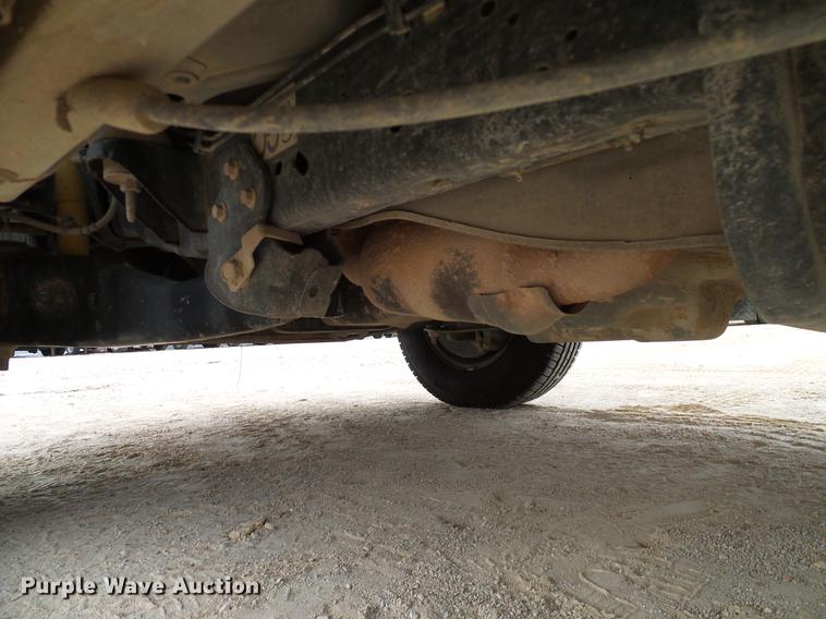 image for item DC2212 2011 Ford E350 Super Duty Extended van