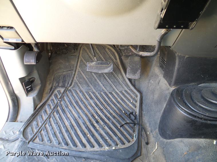 image for item DC2213 2007 Ford F150 SuperCab pickup truck