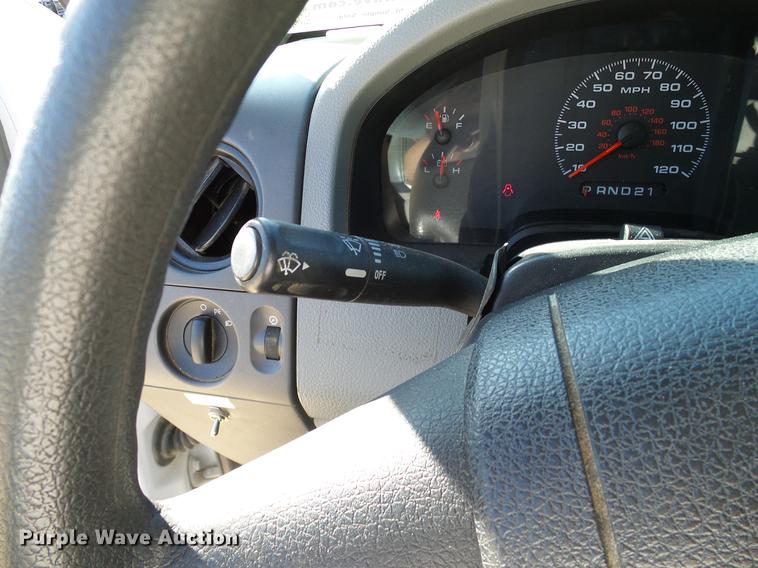 image for item DC2213 2007 Ford F150 SuperCab pickup truck