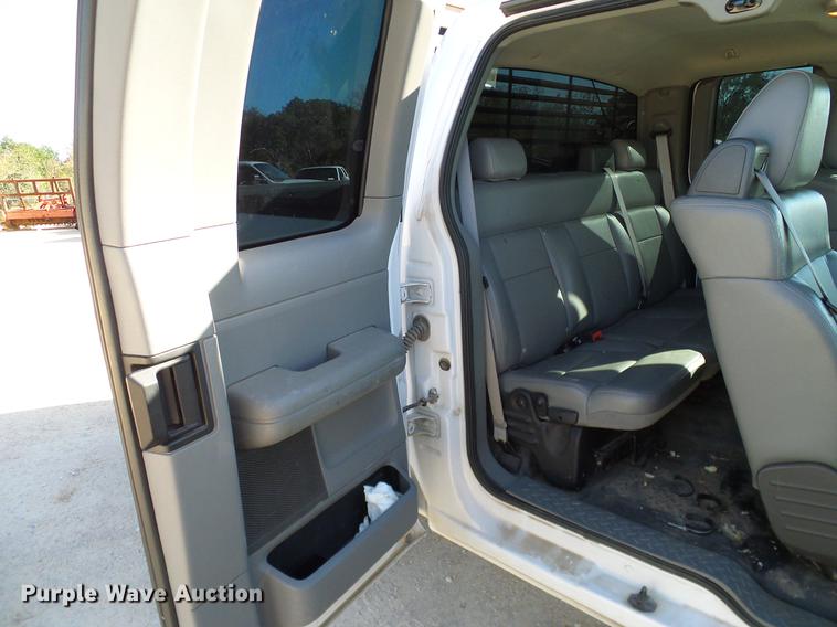 image for item DC2213 2007 Ford F150 SuperCab pickup truck