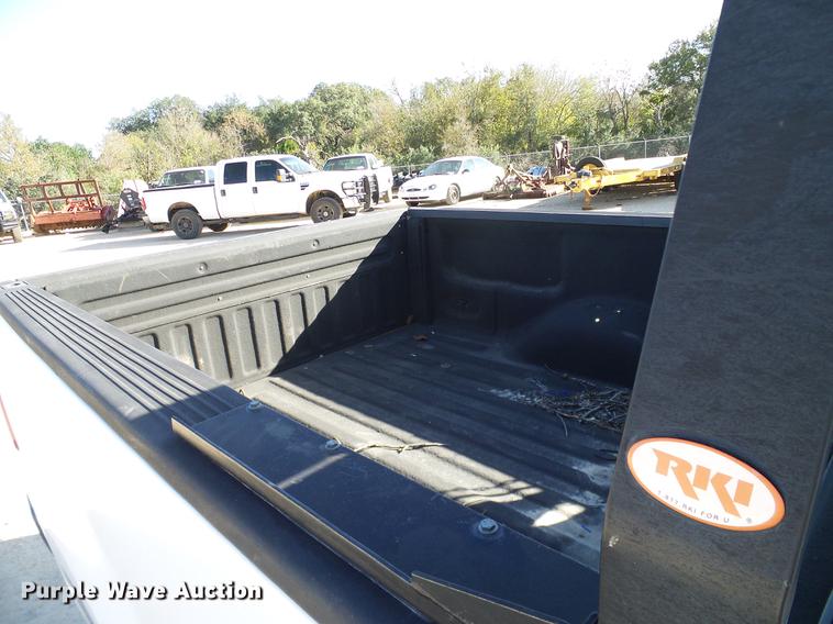 image for item DC2213 2007 Ford F150 SuperCab pickup truck