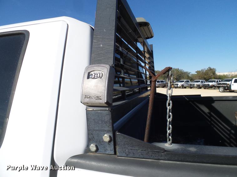 image for item DC2213 2007 Ford F150 SuperCab pickup truck