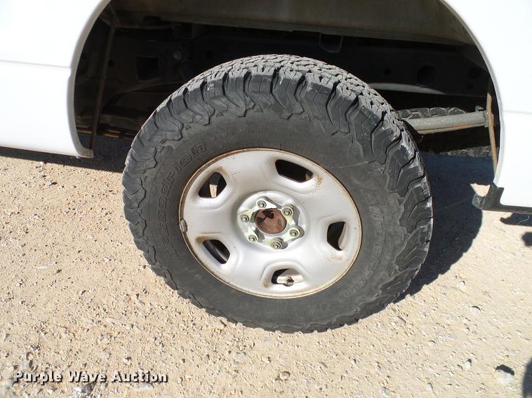 image for item DC2213 2007 Ford F150 SuperCab pickup truck