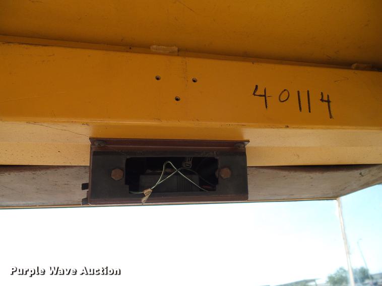 image for item DC2216 Case 821B wheel loader